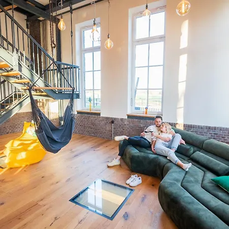 150qm Design Loft Pumpensaal Im Historischen Wasserwerk *