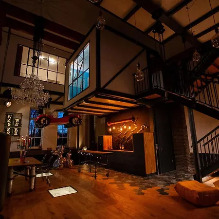 150qm Design Loft Pumpensaal Im Historischen Wasserwerk Daire *